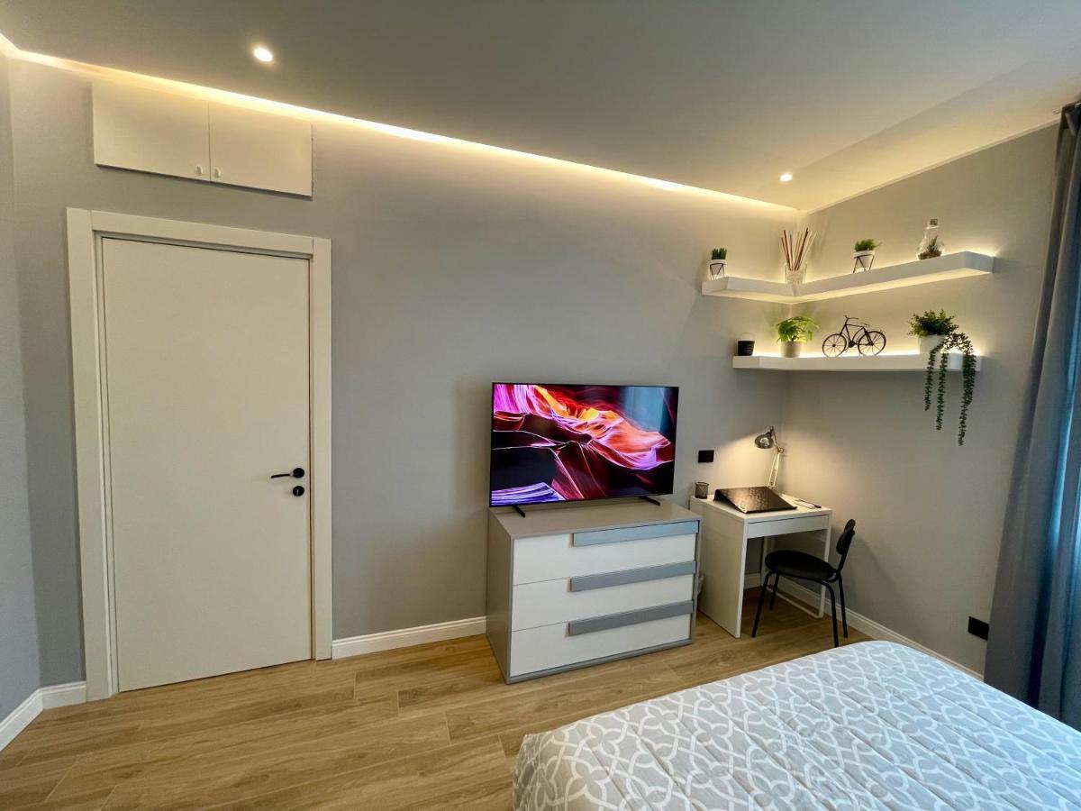 Luxury Downtown - Milan Mf Apartments Екстер'єр фото