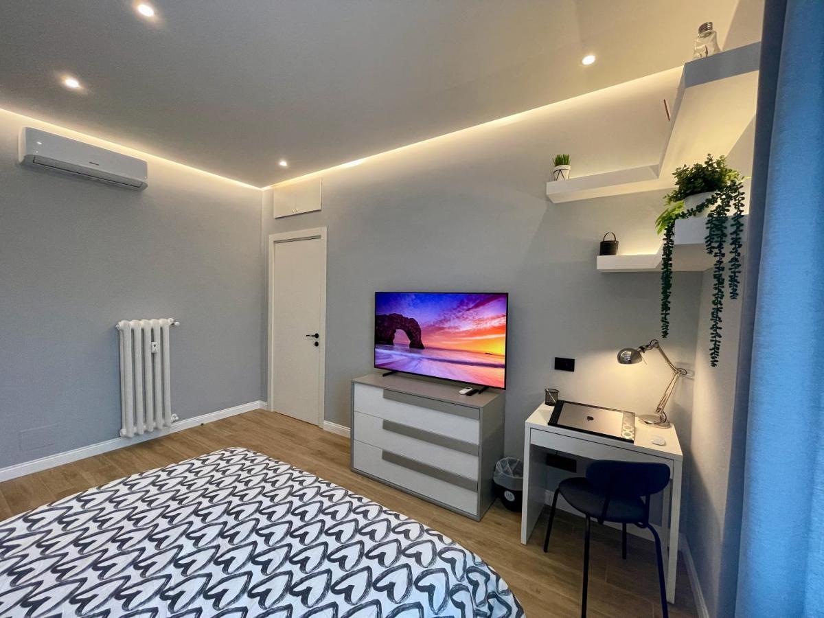 Luxury Downtown - Milan Mf Apartments Екстер'єр фото